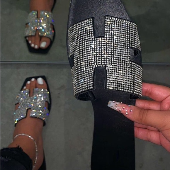 Sandals 💎 - Picture 2 of 2